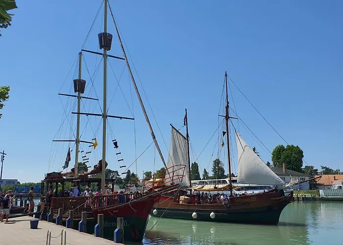 In - Balaton 19943 * Siófok