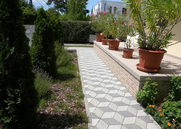 In - Balaton 19943 * Siófok